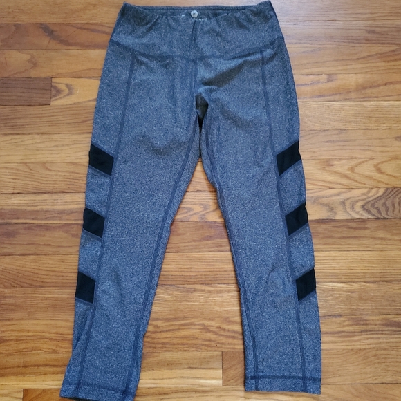 Moving Sale!! Accepting Offers! - Picture 6 of 6